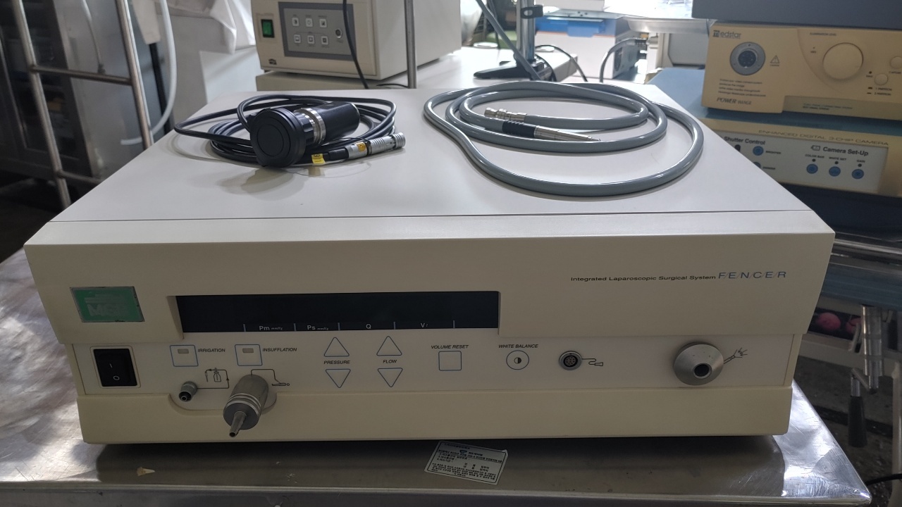 MGB Fencer MGB Fencer laparoscopic surgical system