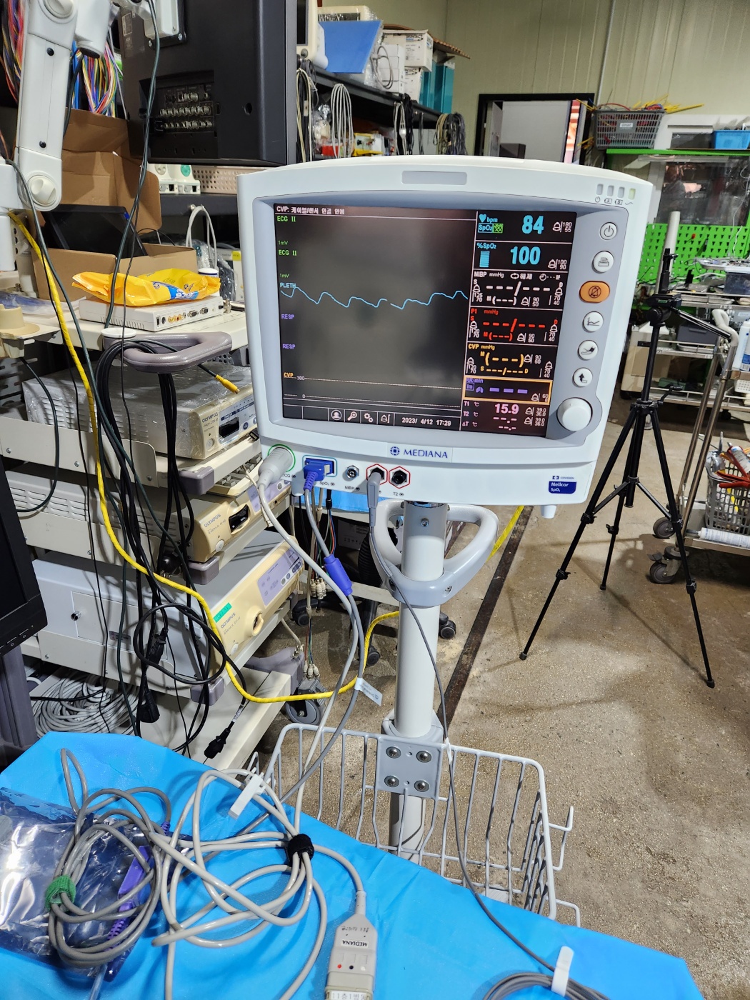 MEDIANA YM6000 patient monitor