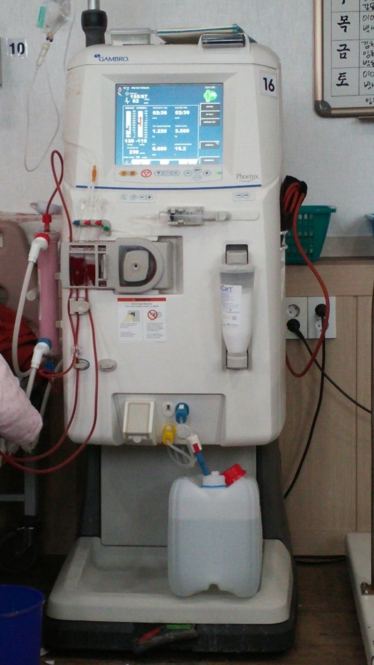 GAMBRO PHOENIX Phoenix Dialysis Machine