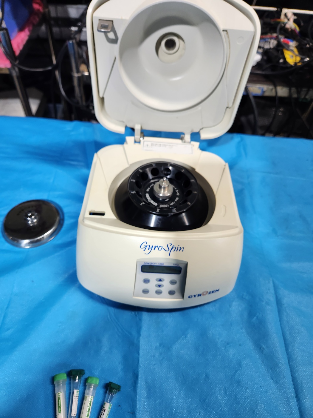 GYROZEN GyroSpin Centrifuge