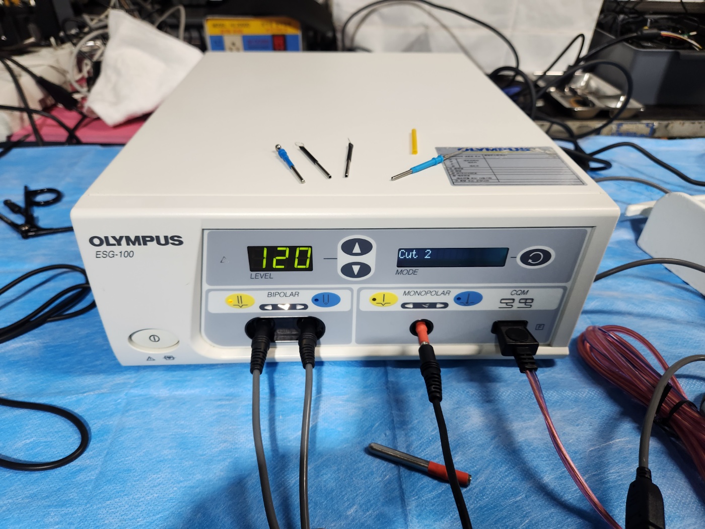 Olympus ESG-100 electrosurgical generator