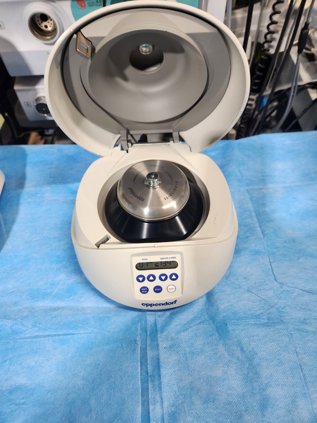 Eppendorf MiniSpin Centrifuge