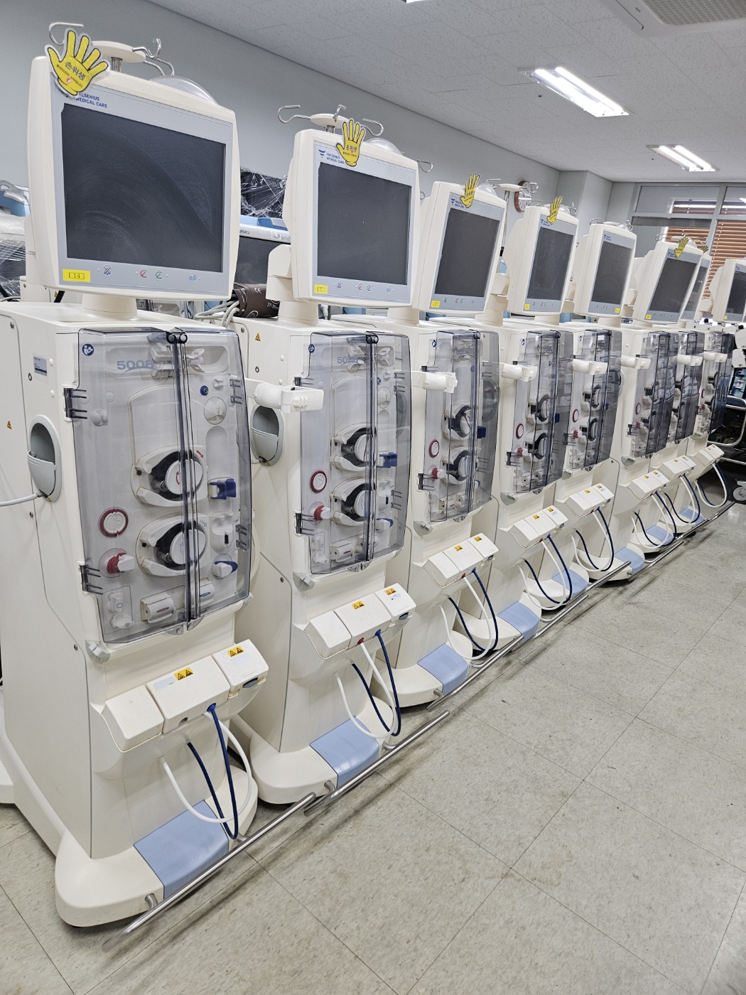 fresenius 5008s Hemodialysis System    dialysis machine