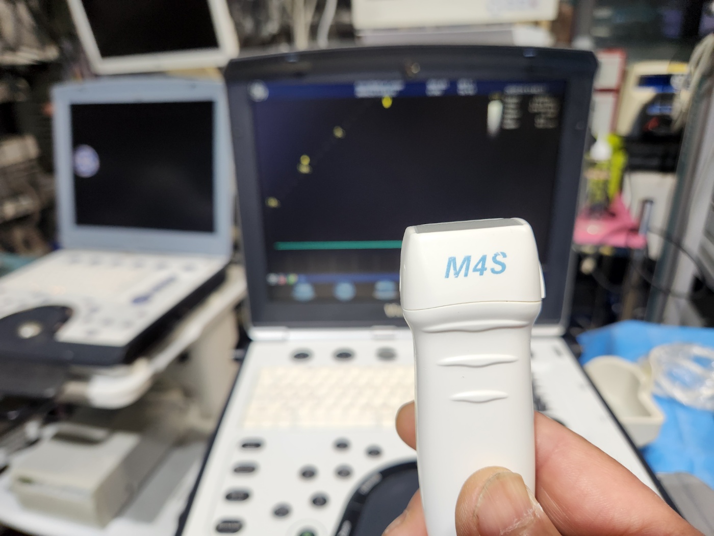 GE Vivid Q Portable Ultrasound