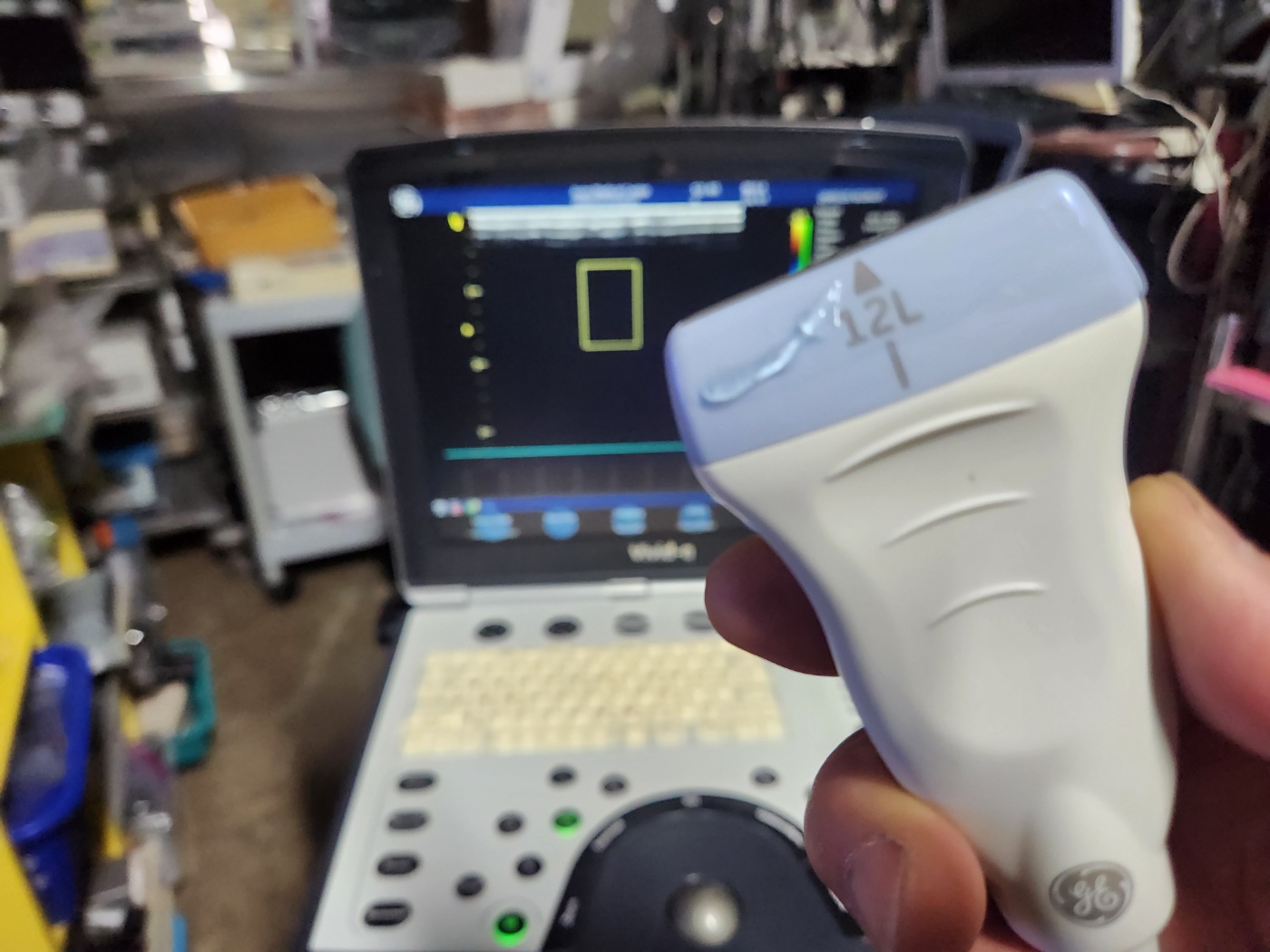 GE Vivid Q Portable Ultrasound