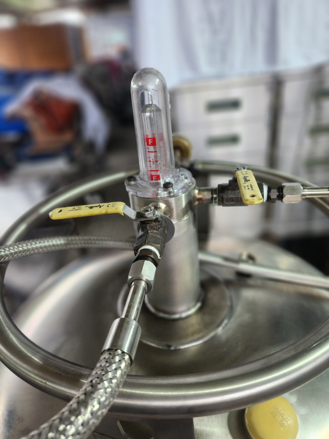 taylor wharton XL-240 Liquid Nitrogen Dewar