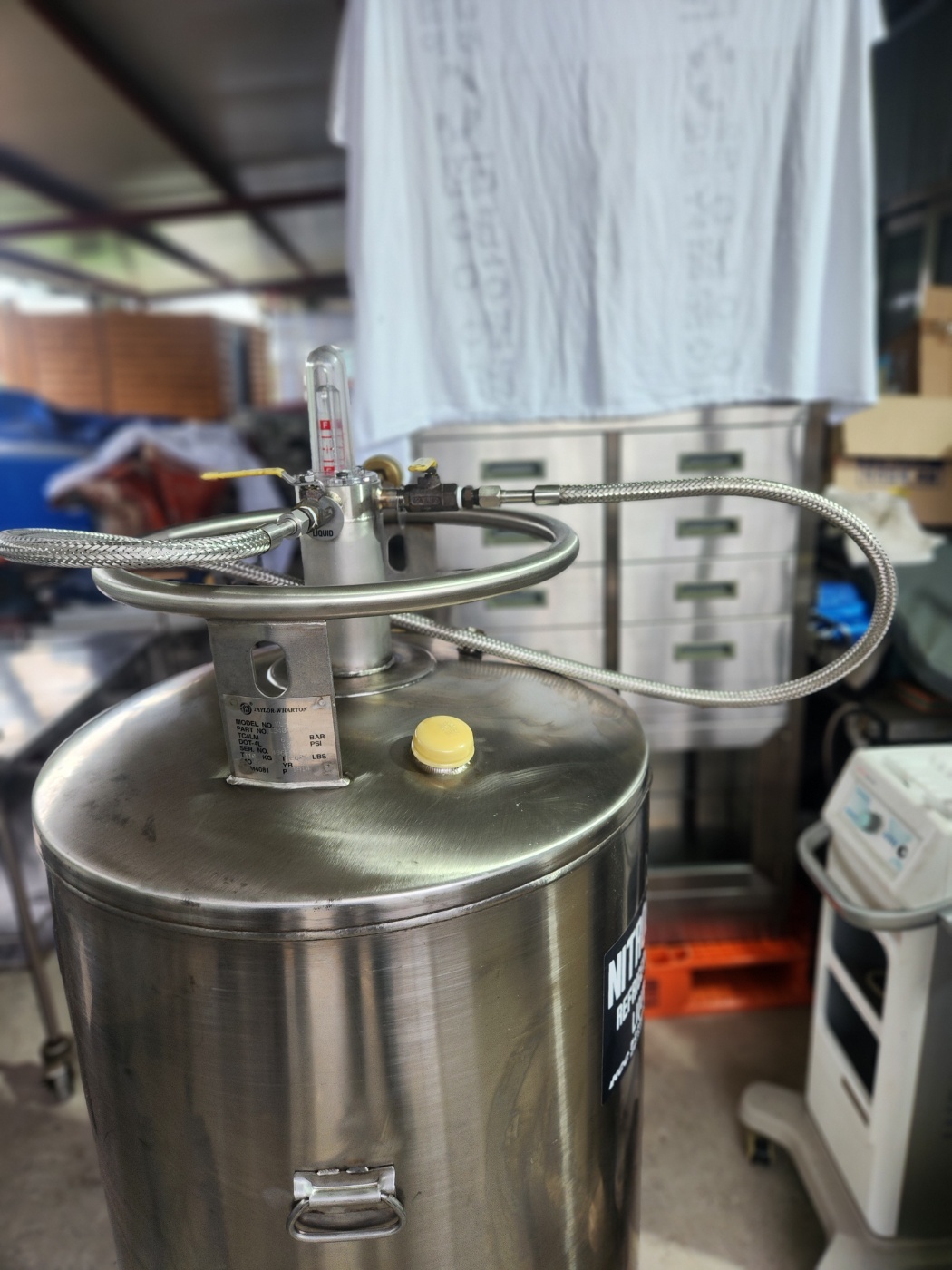 taylor wharton XL-240 Liquid Nitrogen Dewar