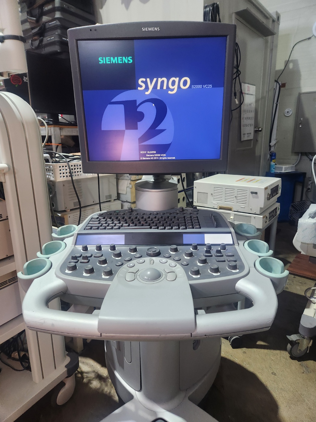 Siemens Acuson S2000   Ultrasound System