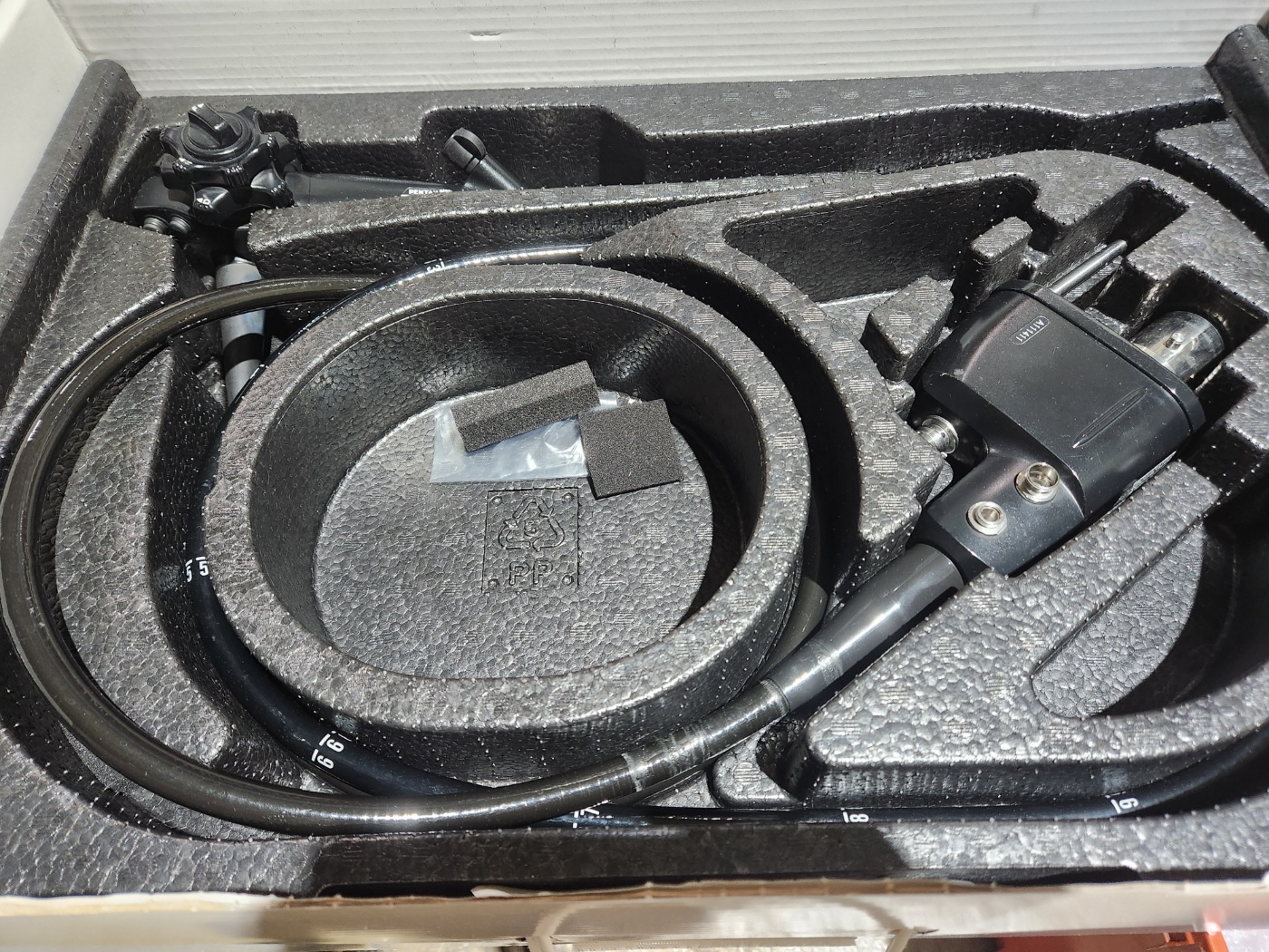 Pentax EC38-i10F  Colonoscope