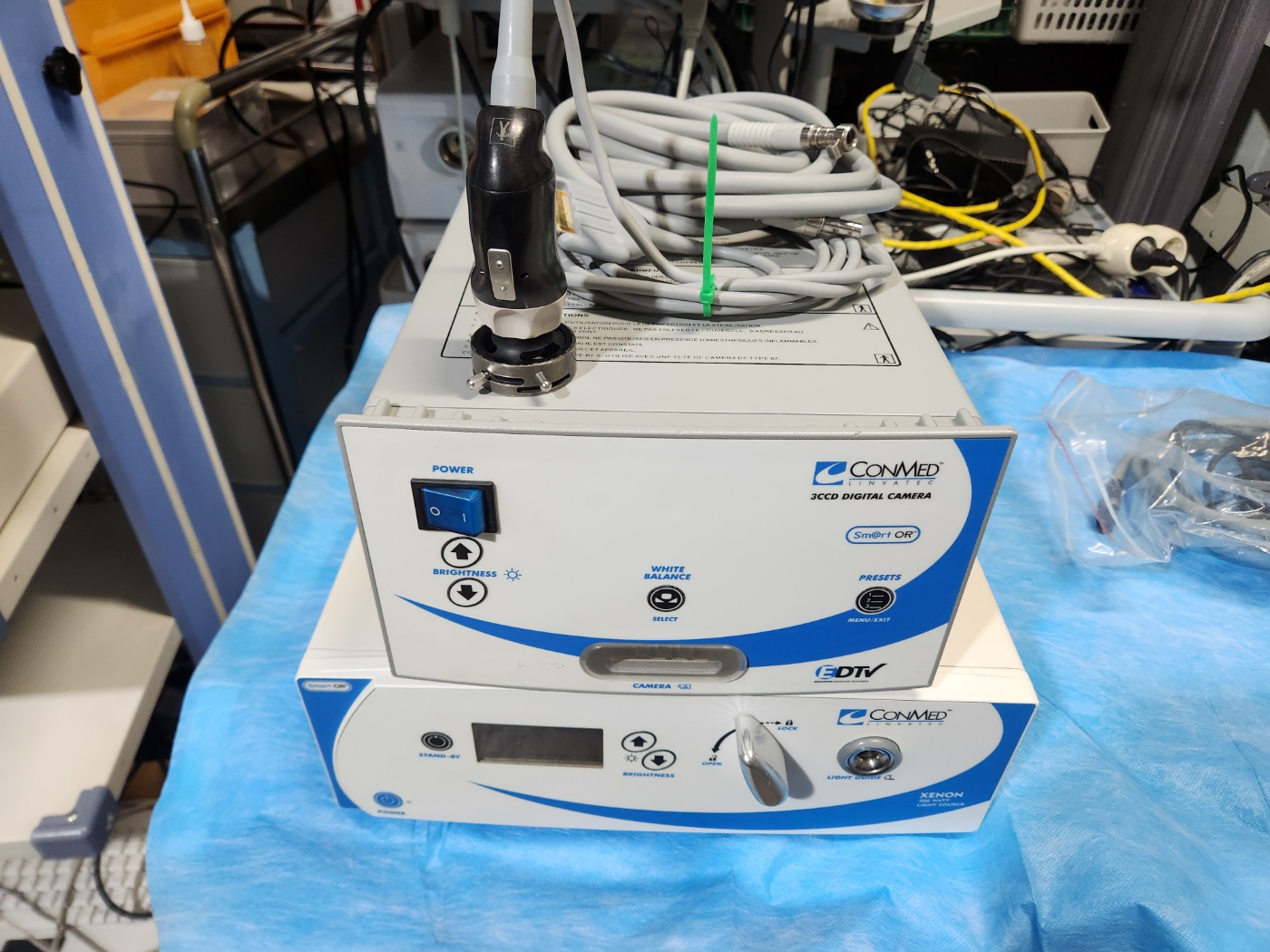 ConMed IM3300 EDTV Camera system