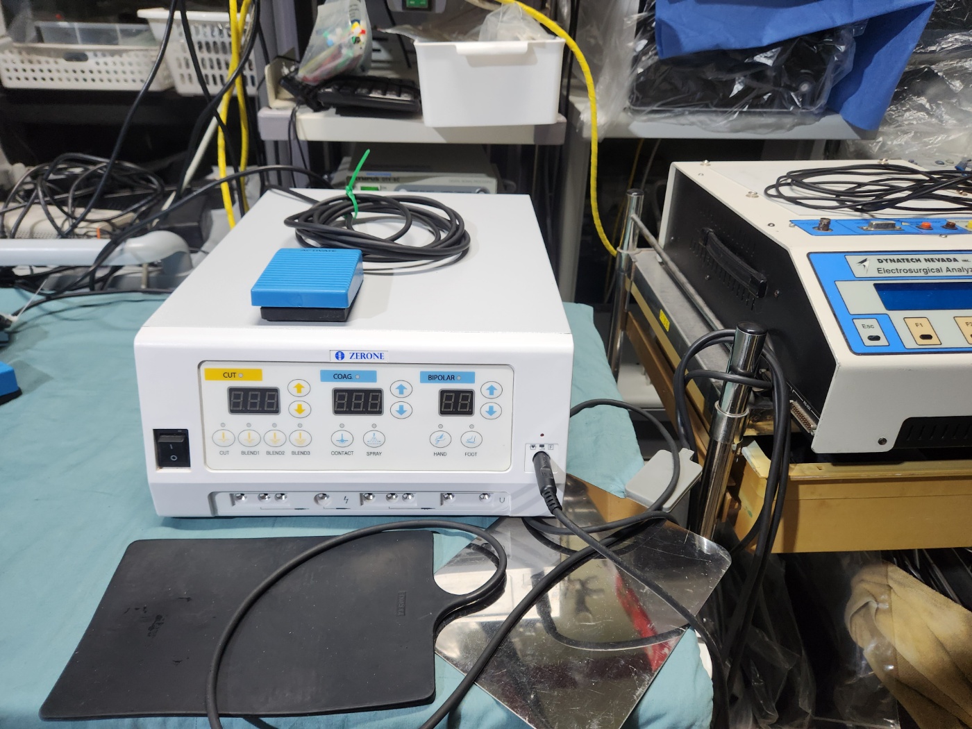 DOCTANZ 400 Electrosurgical Unit