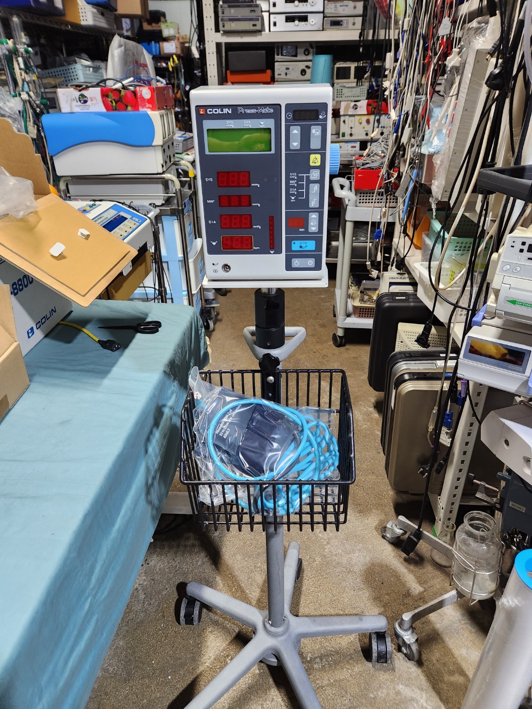 Colin Press-Mate BP-8800