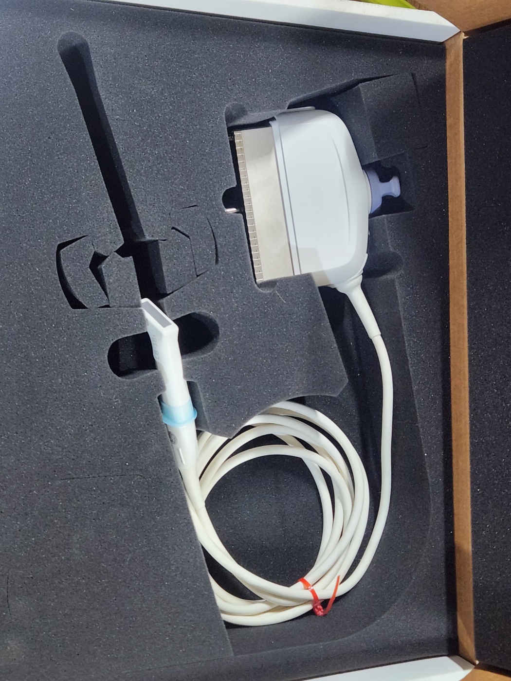 GE  L8-18I-D Ultrasound Transducer Probe